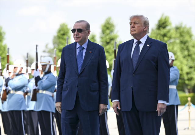 NATO zirvesi dünya basınında böyle yankılandı
