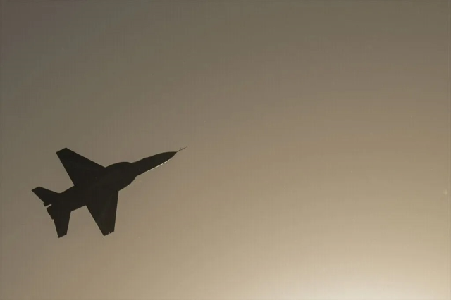 NATO Zirvesi'nde gözler gökyüzüne çevrildi: Milli hava araçları tam not aldı