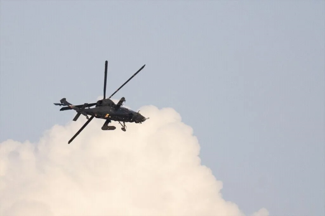 NATO Zirvesi'nde gözler gökyüzüne çevrildi: Milli hava araçları tam not aldı