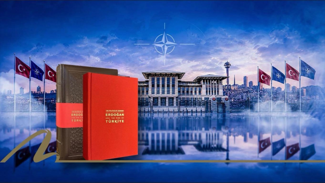 NATO Zirvesi'nde liderlere özel iki jest! Birisi Erdoğan'ın şahsi hediyesi