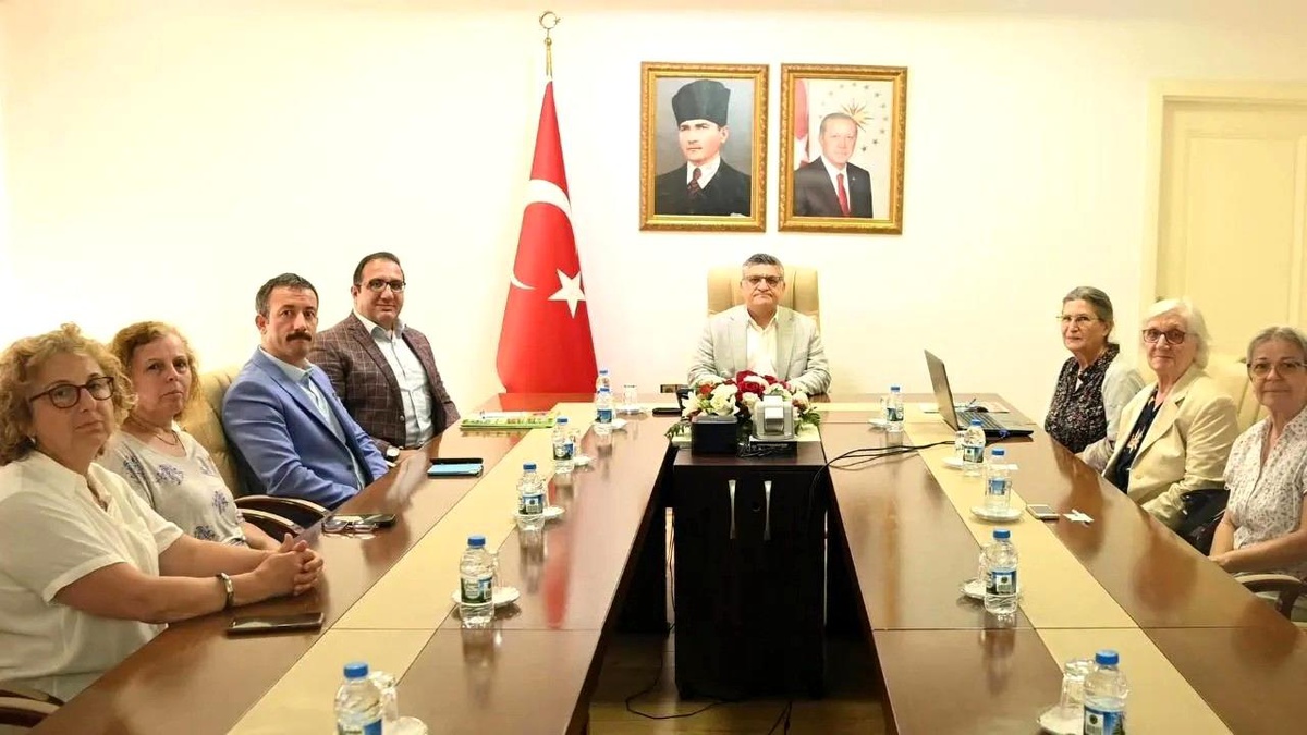 Sinop\'un kültürel mirası için valilik ziyareti