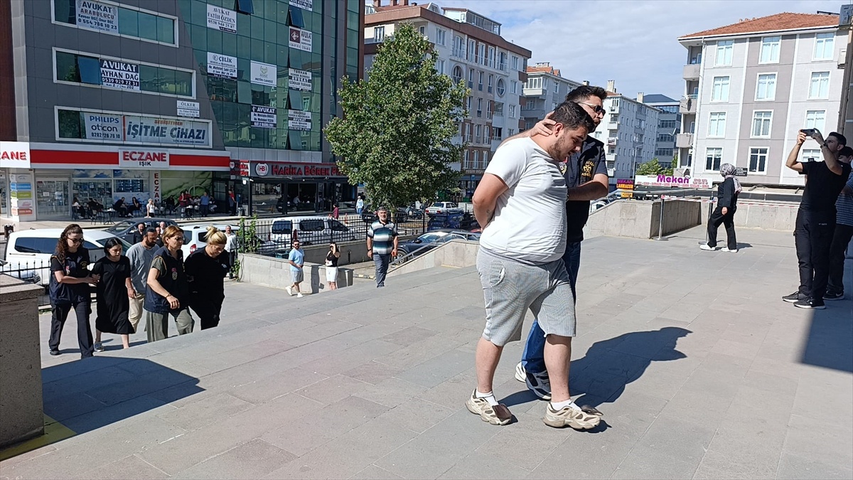 Çerkezköy\'de Marketten Bebek Maması Hırsızlığı