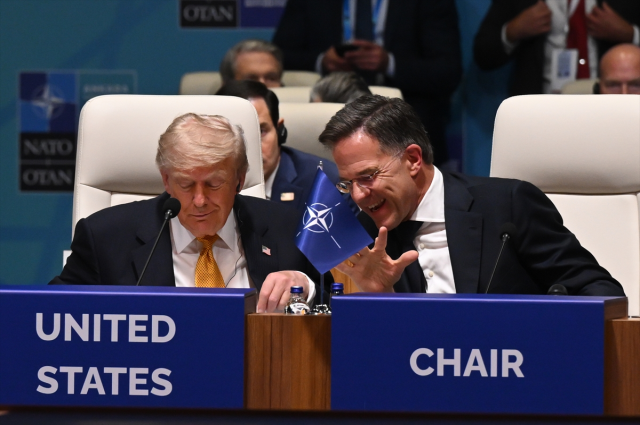 Trump'a bak sen! Liderler zirvesinde bu konulardan hiçbirine değinmemiş