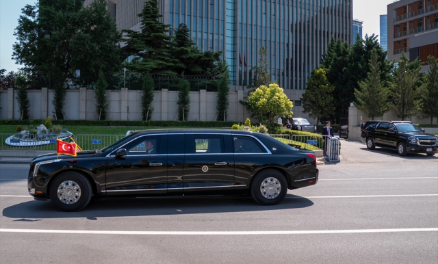 Trump'ı taşıyan 'Canavar' canlı yayınları kesti: ABD Başkanı'na üst düzey elektronik koruma
