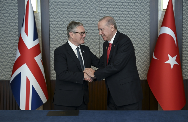 Türkiye ve İngiltere arasında savunma ortaklığı anlaşması