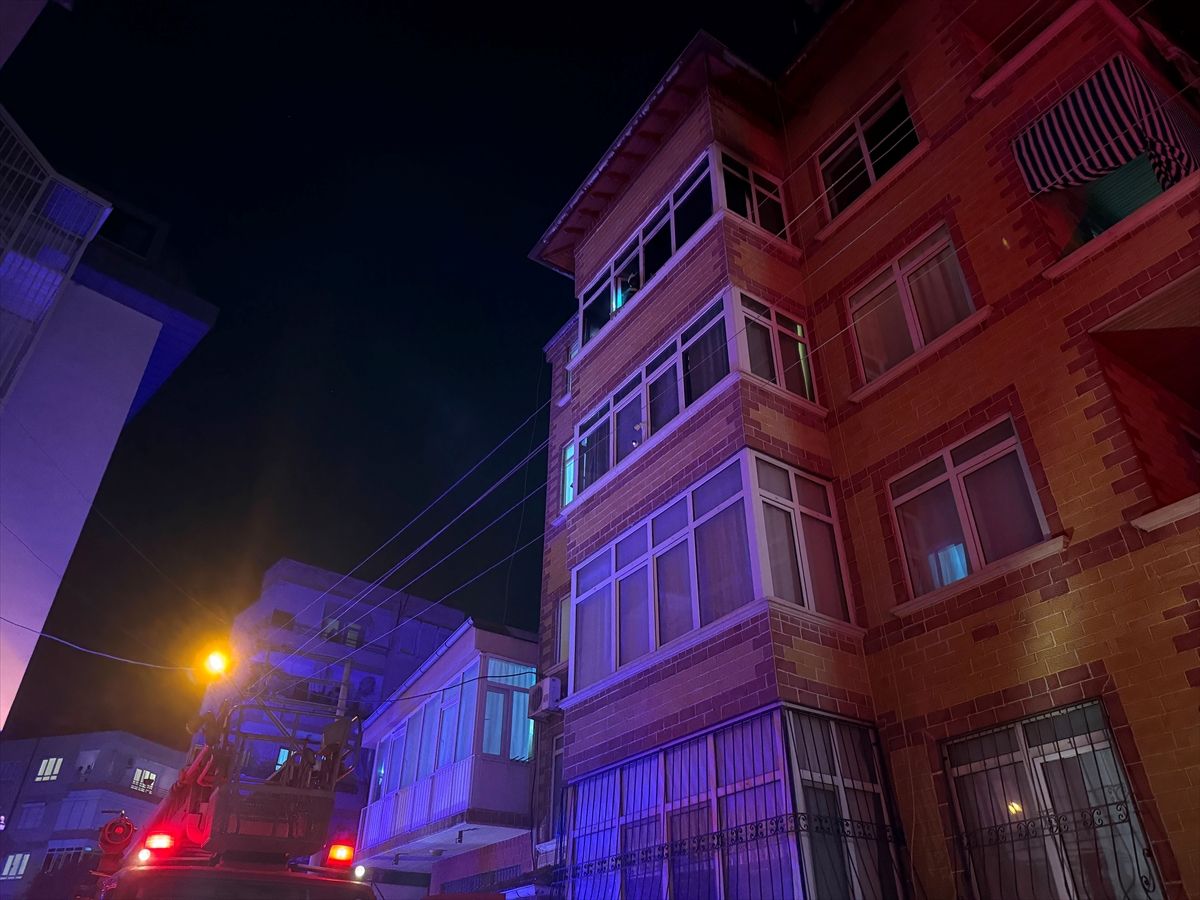 Alanya\'da Apartman Yangını