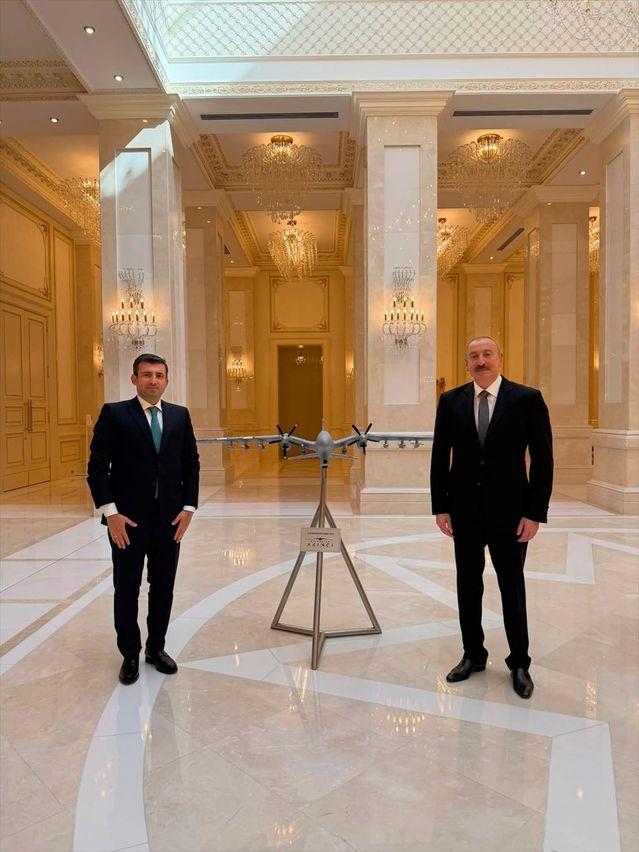 Aliyev Bayraktar’ı Kabul Etti