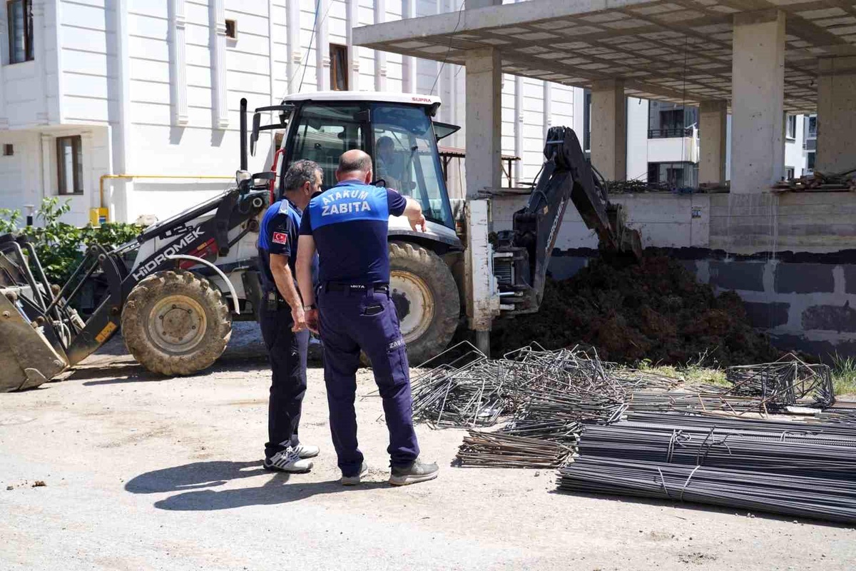 Atakum\'da kurallara uymayan inşaat firmalarına uyarı
