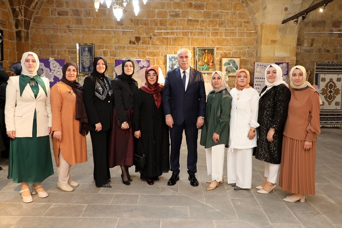Bayburt\'ta El Emeği Sergisi Açıldı