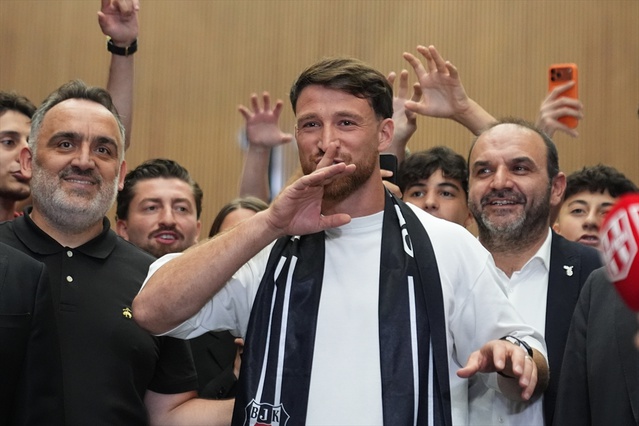 Salih Özcan, Beşiktaş’a Transfer Oldu
