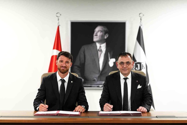 Beşiktaş Salih Özcan ile Anlaştı