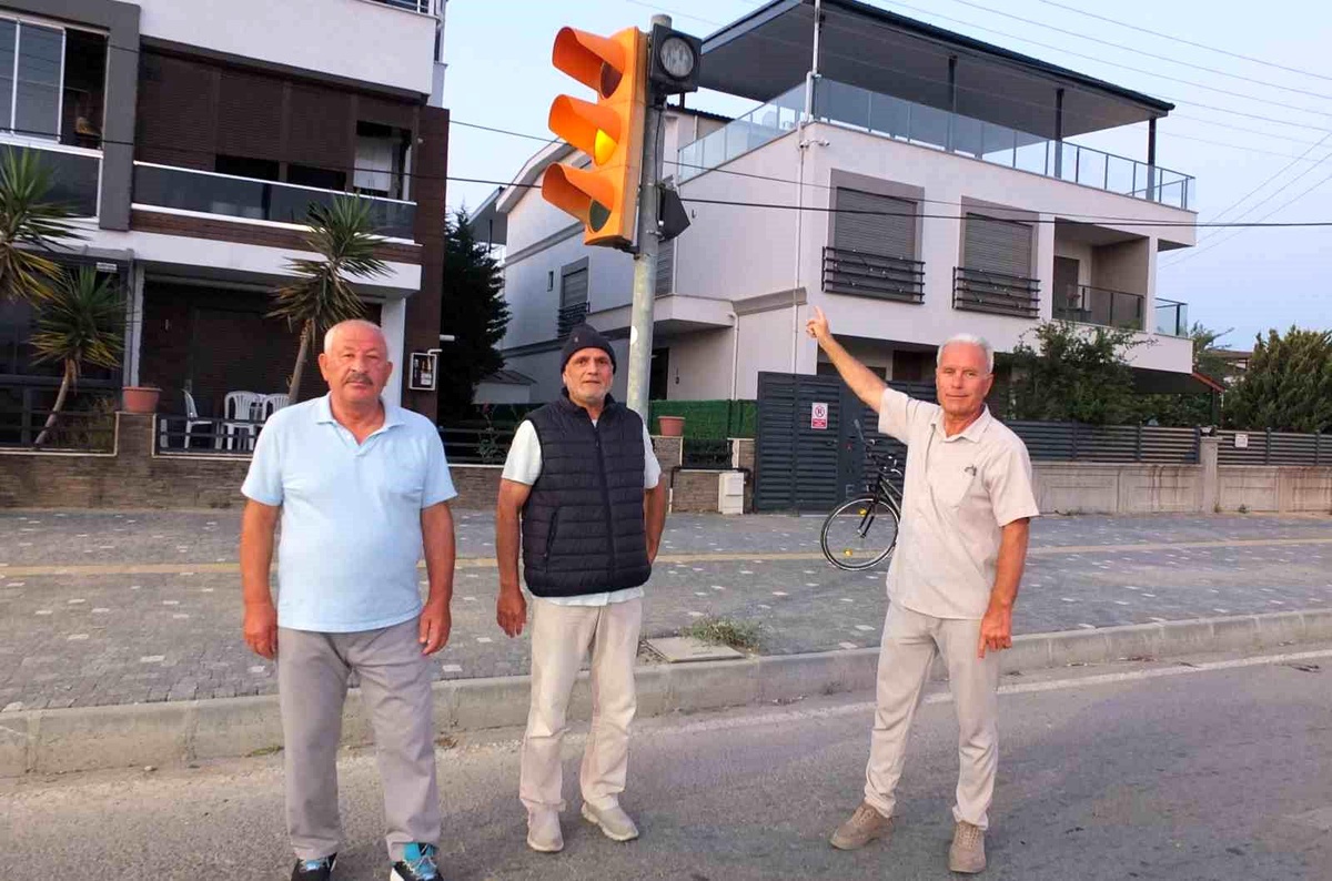 Burhaniye\'de Yetersiz Yaya Çizgileri Tepki Topladı