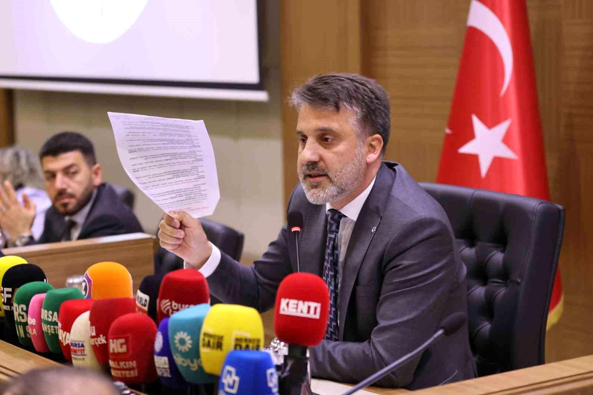 Bursa Büyükşehir Belediye Meclisi\'nin Temmuz ayı 1\'inci oturumunda gündem maddeleri görüşüldü