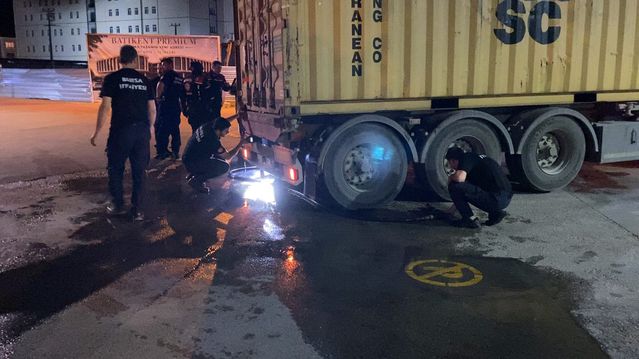 İnegöl'de TIR yangını kontrol altına alındı