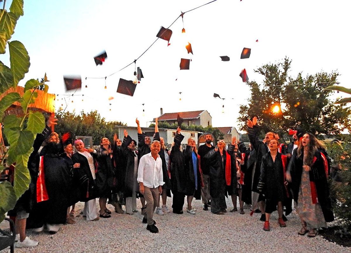 Çeşme\'de 31 Usta Aşçı Mezun Oldu