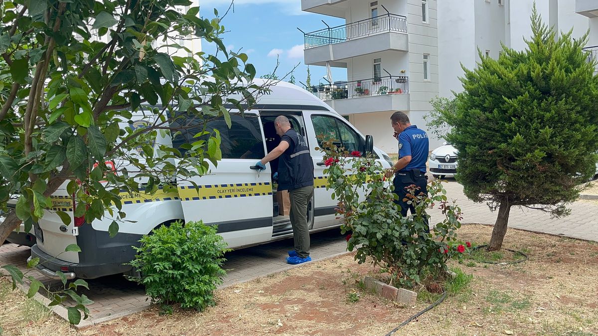 Antalya\'da Ziyaret İçin Giden Kadın Ölü Bulundu