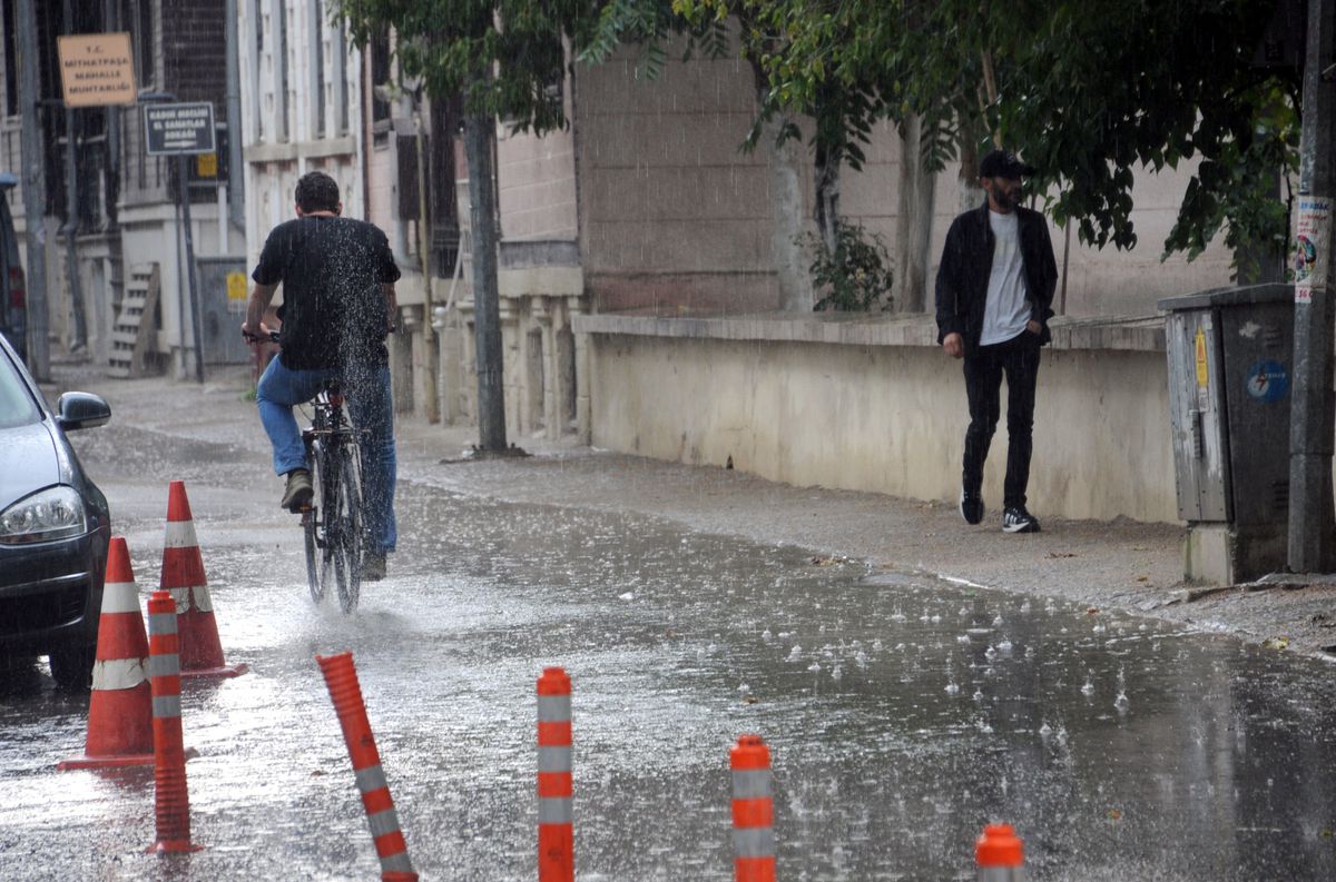 Edirne\'de Kuvvetli Yağış Alarmı
