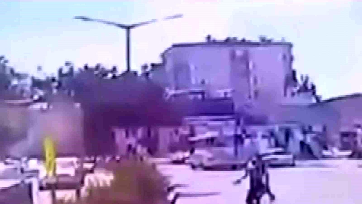 Adana\'da Alkollü Sürücü Yaya Kadına Çarptı