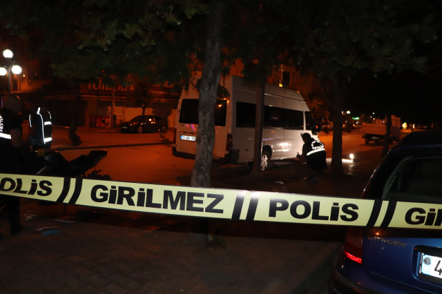 Karaman'da motosiklet kazası: 2 genç hayatını kaybetti