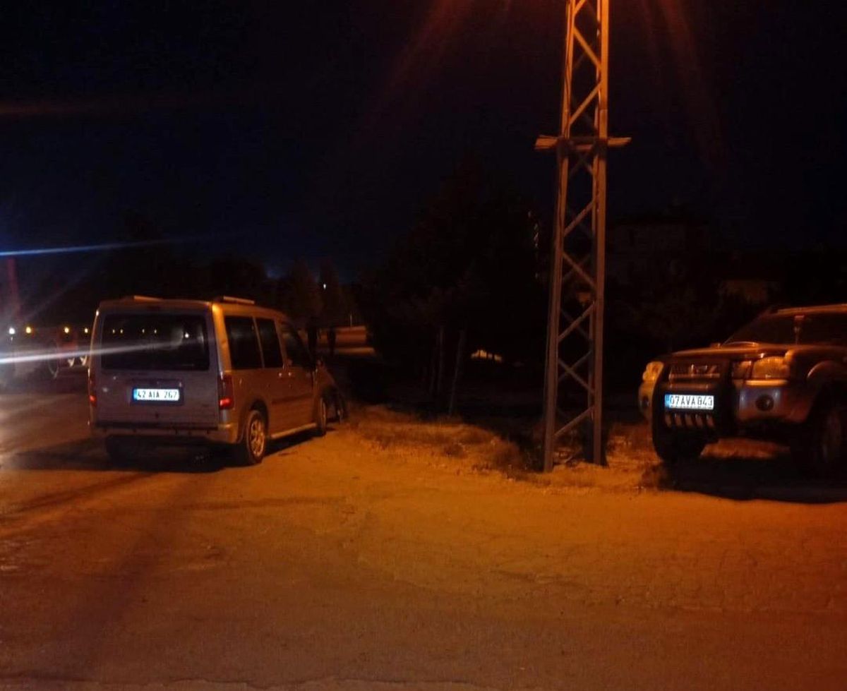 Konya\'da Trafik Kazası: 2 Yaralı