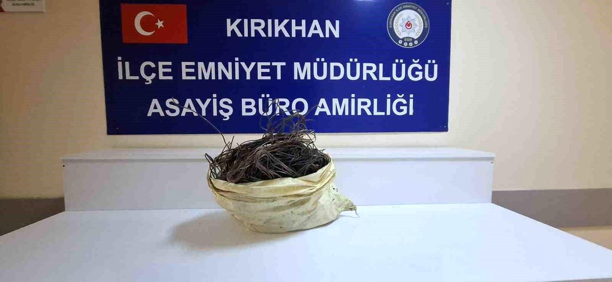 Hatay\'da Kablo Hırsızları Tutuklandı