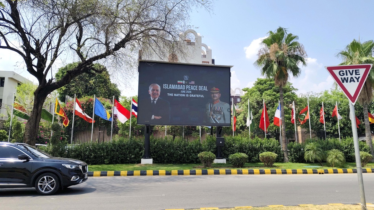 Pakistan\'dan Ortadoğu\'ya Diplomasi Çağrısı
