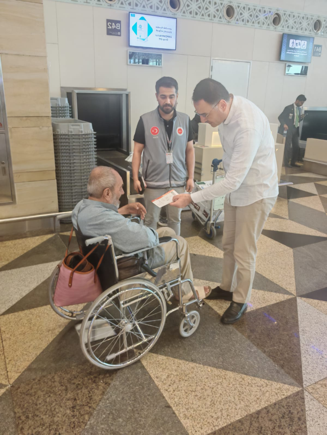 40 yıldır Mekke'de mahsur kalan Sivaslı Ali Baybaş'ın vatan hasreti sona ediyor