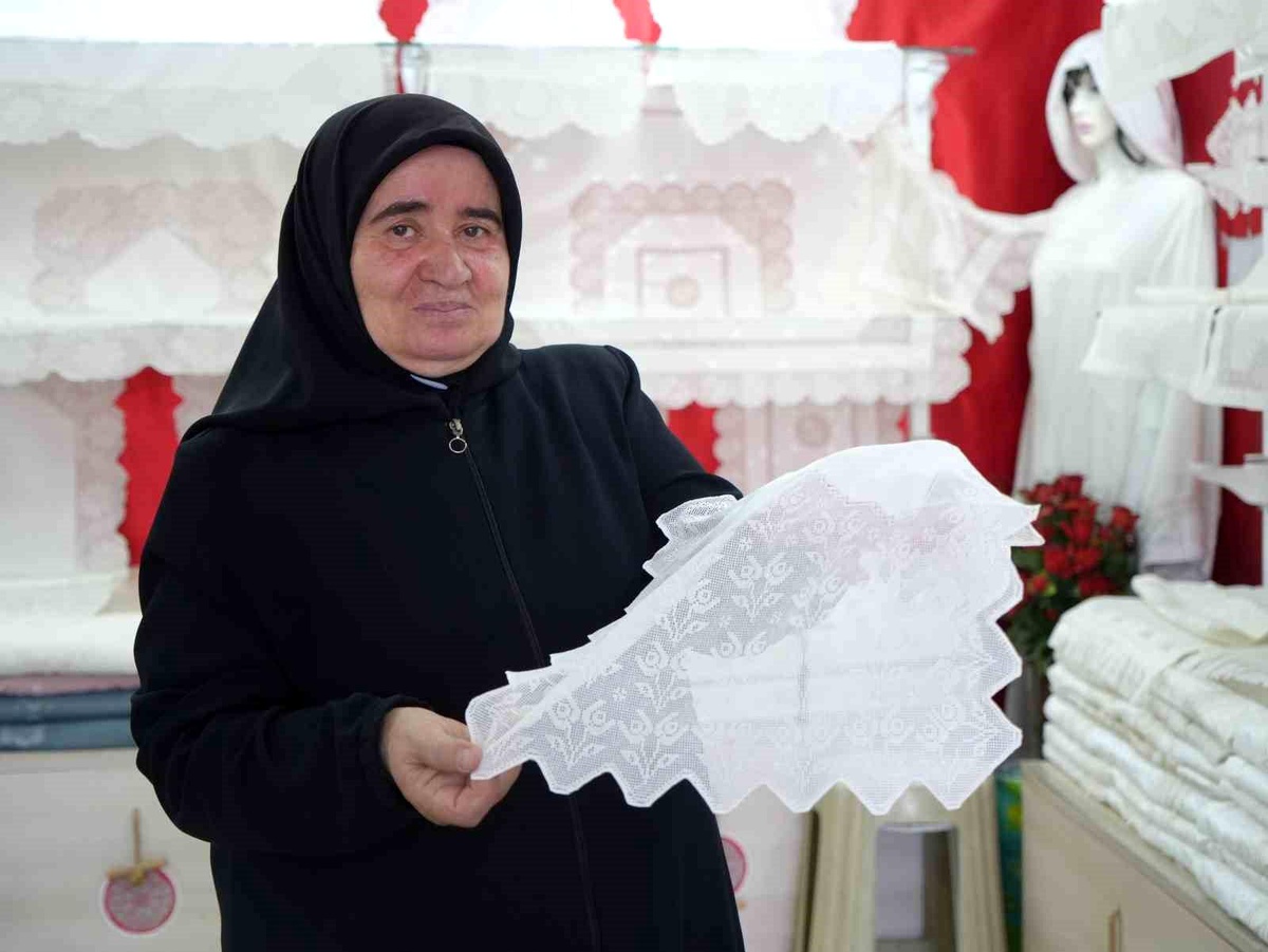 Antep İşi Nakışa Düğün İlgisi