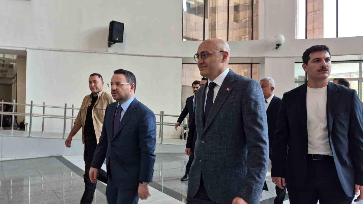 Adalet Bakanı Gürlek Bakırköy\'ü Ziyaret Etti