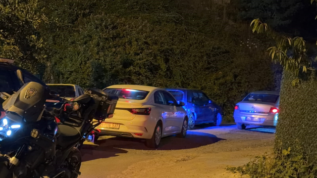 Arnavutköy'de boşandığı eşi ve oğlunu öldürüp intihar etti