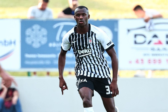 Beşiktaş, günün ikinci hazırlık maçında kaybetti