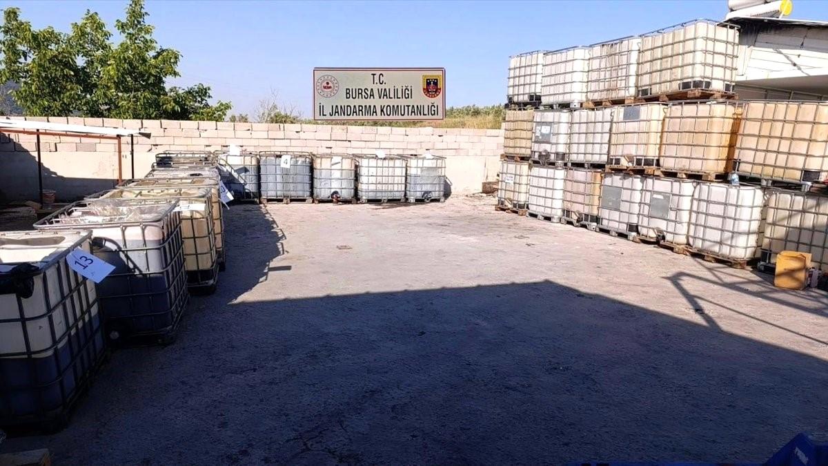 Bursa\'da Sahte Madeni Yağ Operasyonu