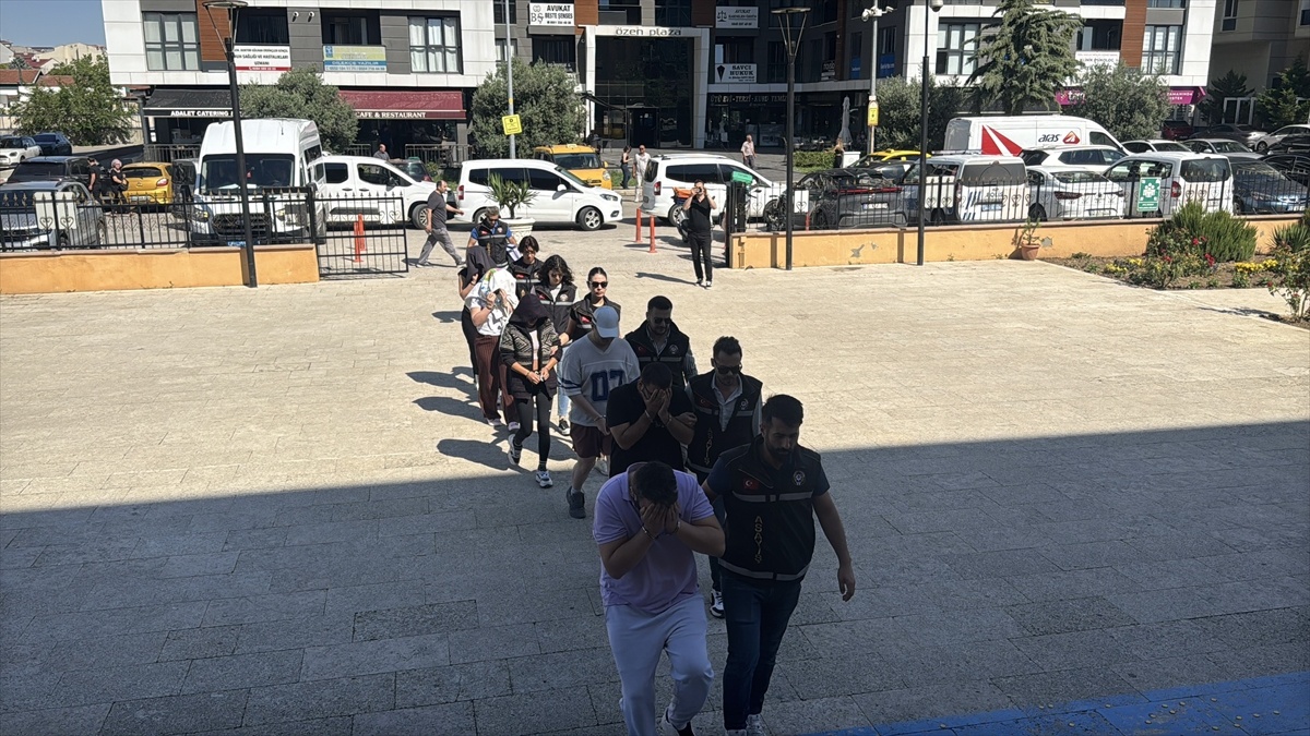 Edirne\'de Fuhuş Operasyonu: 6 Gözaltı