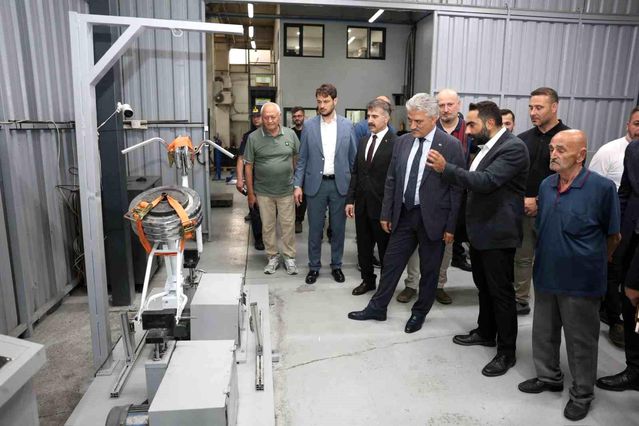 Vali Makas, Düzce Fabrikalarını Ziyaret Etti