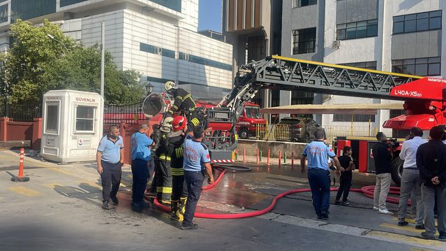 Gaziantep’te iş merkezinde yangın