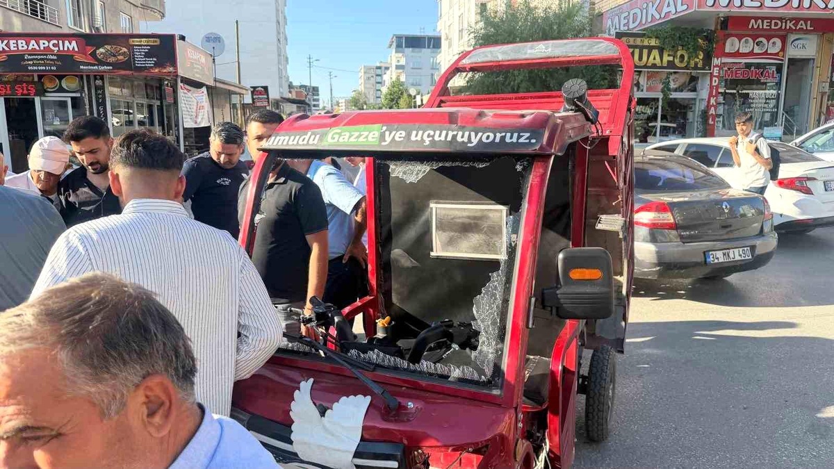 Kahta\'da Elektrikli Motosiklet Kazası