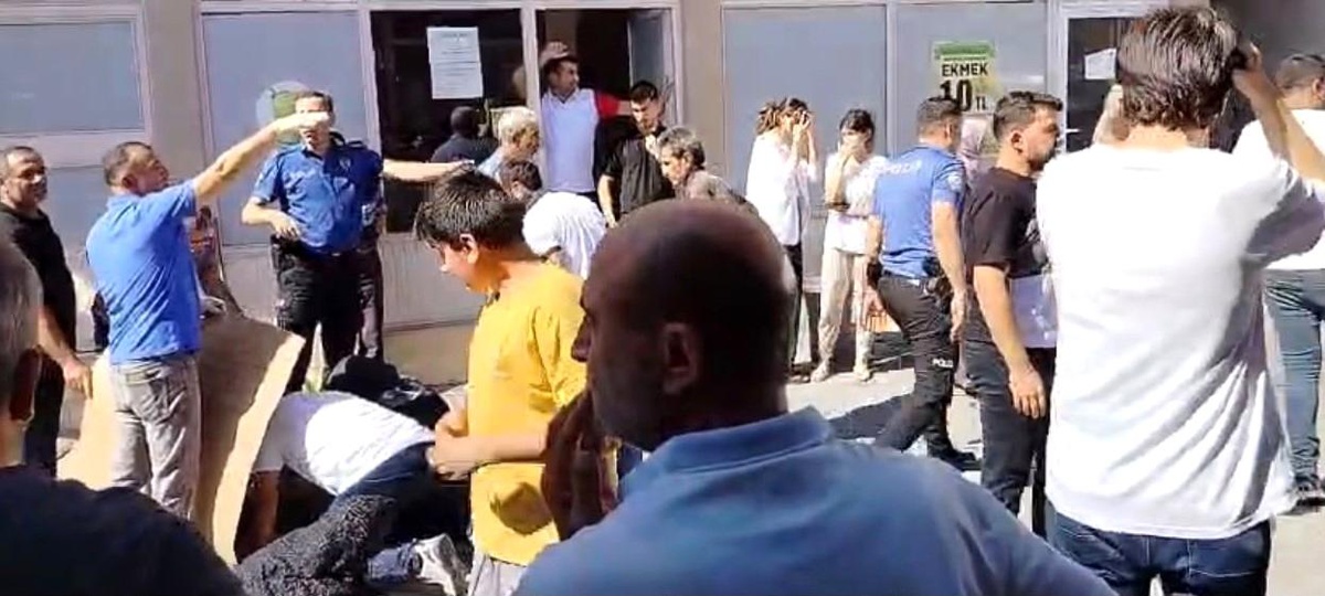 Elazığ\'da 4 Yaşındaki Çocuk Camdan Düşerek Yaralandı