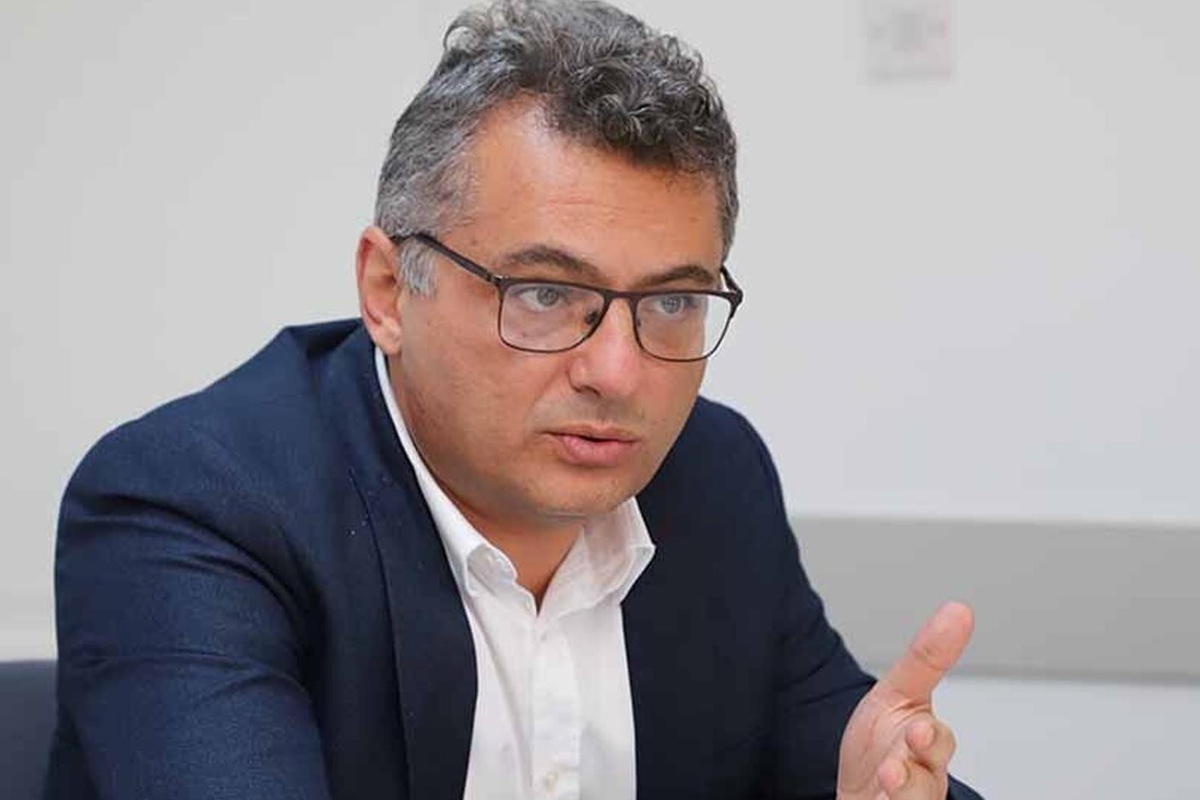 KKTC Cumhurbaşkanı Tufan Erhürman, rahatsızlanarak hastaneye kaldırıldı