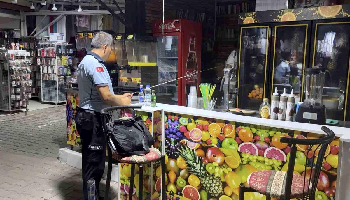 Kuşadası Belediyesi\'nden Güzelçamlı Sahil Pazarı\'nda denetim ve yer tahsis çalışması