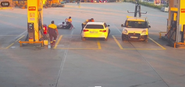 Kavga Kamerada: Trafik Tartışması Büyüdü