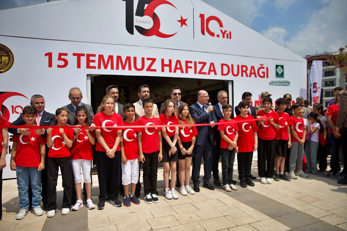 Osmaniye\'de 15 Temmuz Hafıza Durağı açıldı