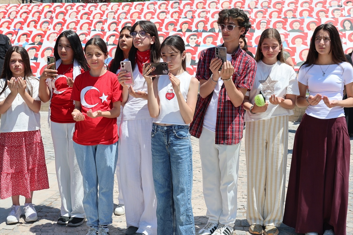Sivas\'ta 15 Temmuz Anı Merkezi Açıldı