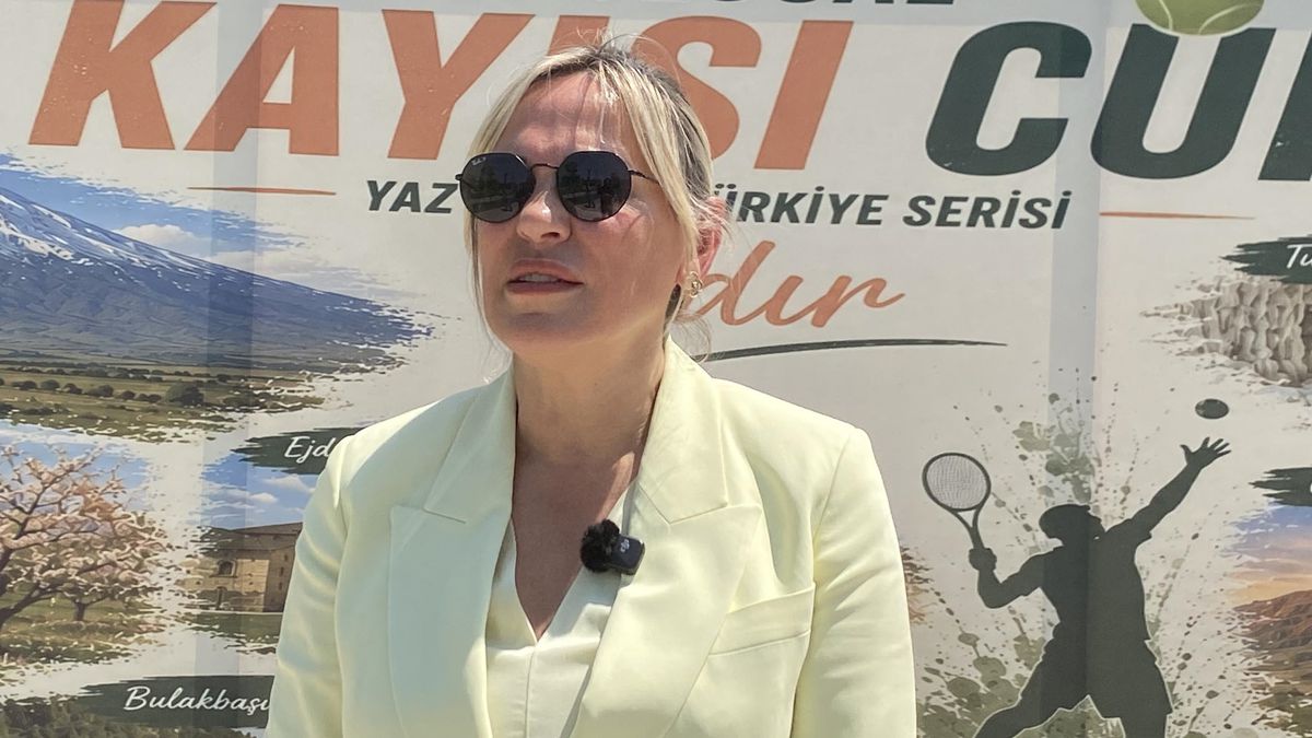 Iğdır\'da 6. Ulusal Kayısı Cup Tenis Turnuvası
