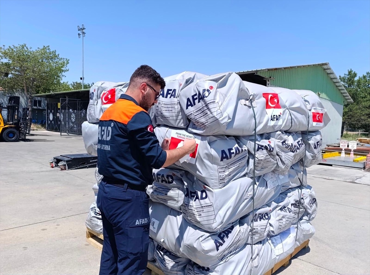 Türkiye\'den Venezuela\'ya 30 Ton Yardım