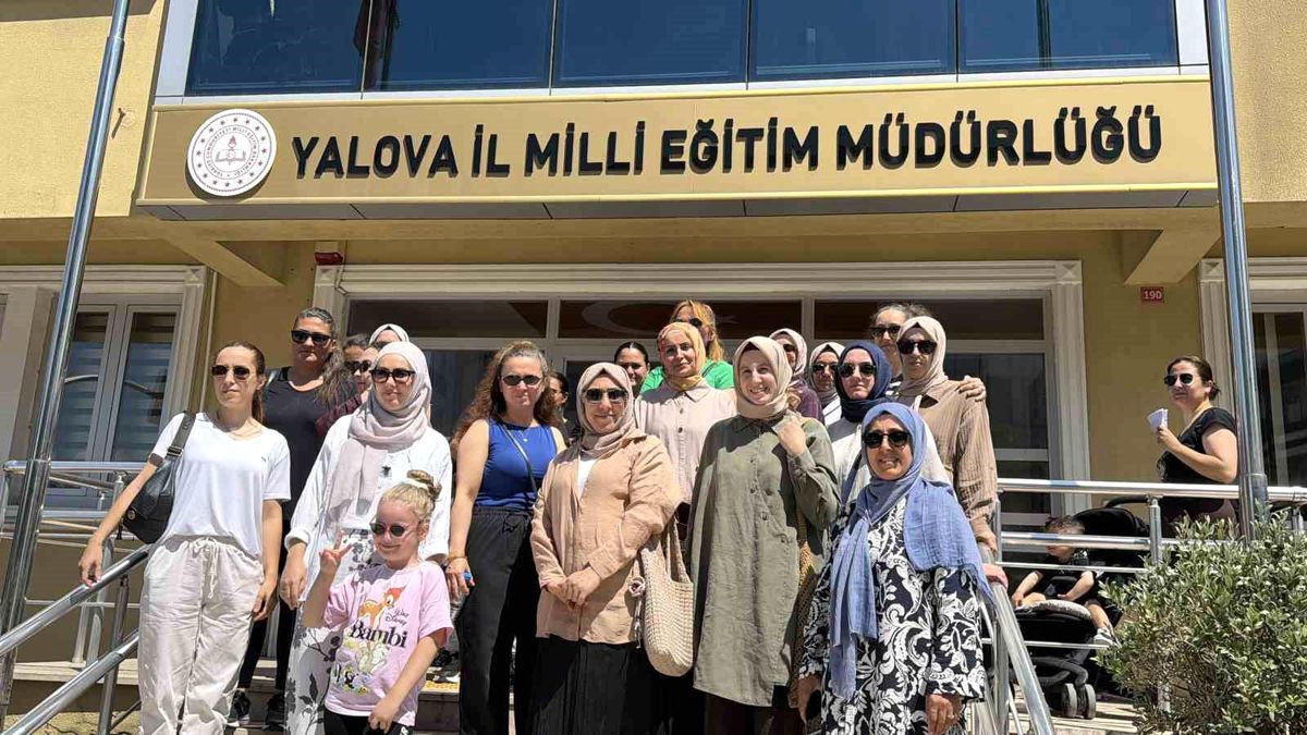 Yalova\'da Velilerden İkili Eğitime Tepki