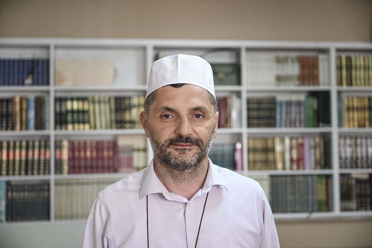 15 Temmuz\'da selalar halkı meydanlara çağırdı