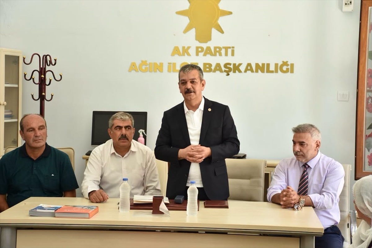 Erol Keleş Ağın\'da İstişarelerde Bulundu