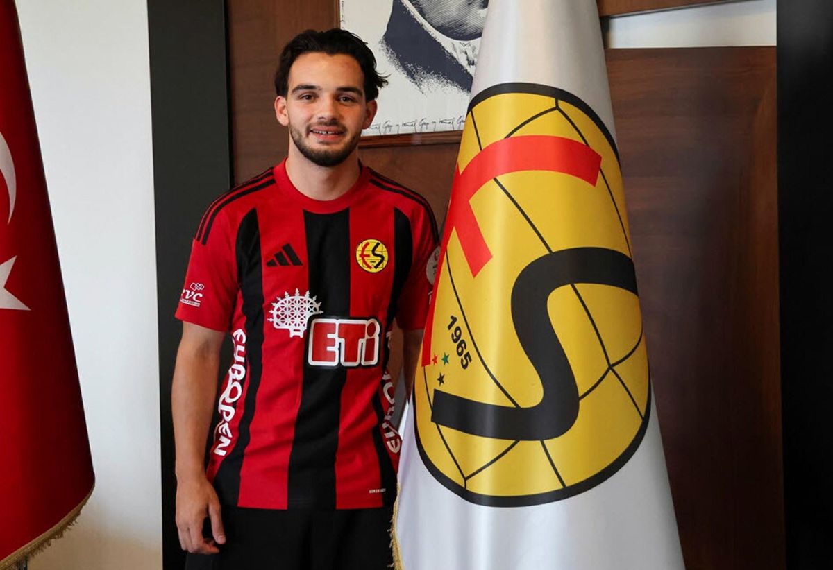 Emre Tangeldi Eskişehirspor\'a Transfer Oldu