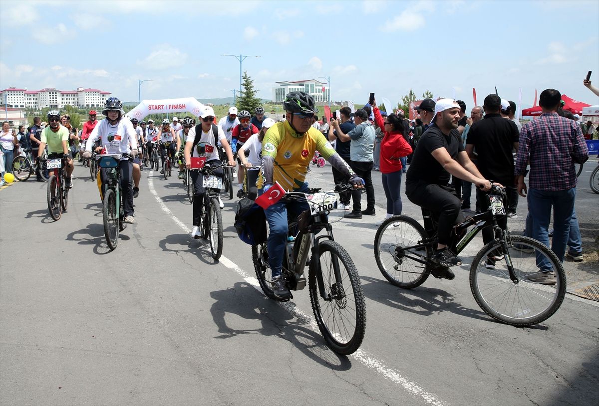 Ardahan Bisiklet Festivali Başladı