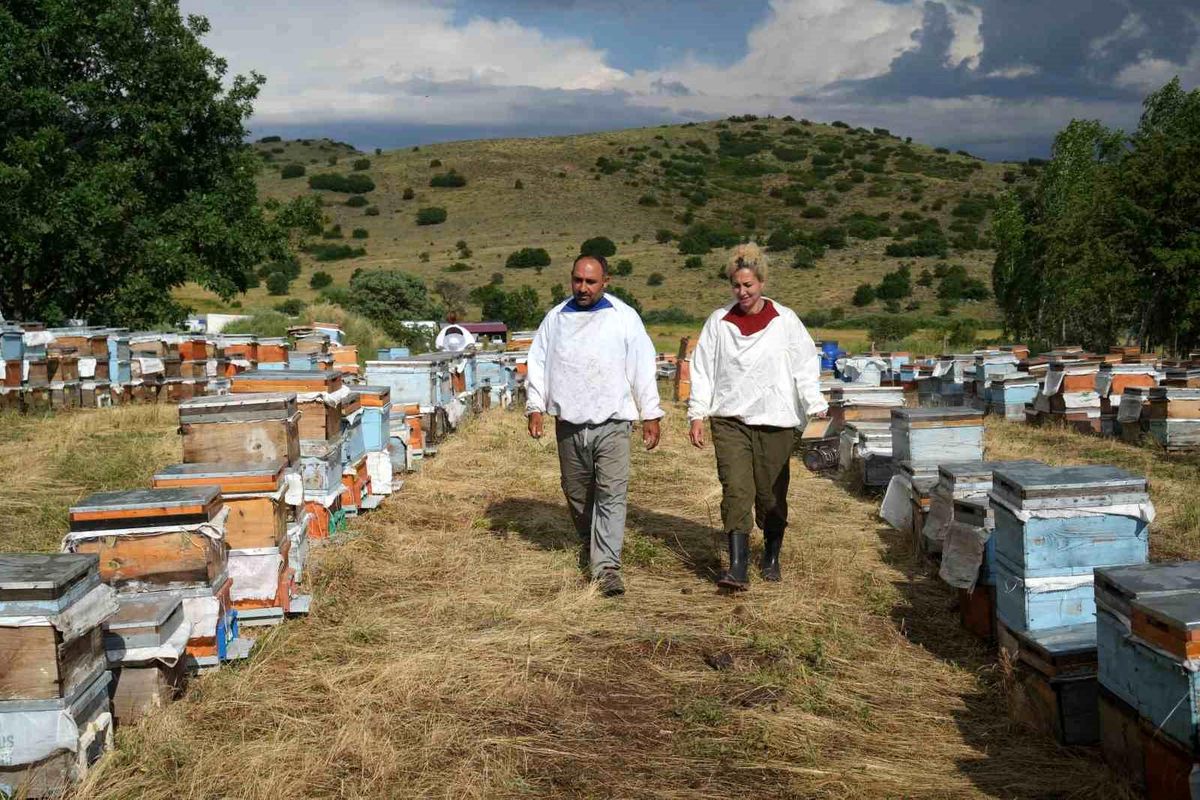 Arıcı Aileye Karavan Desteği